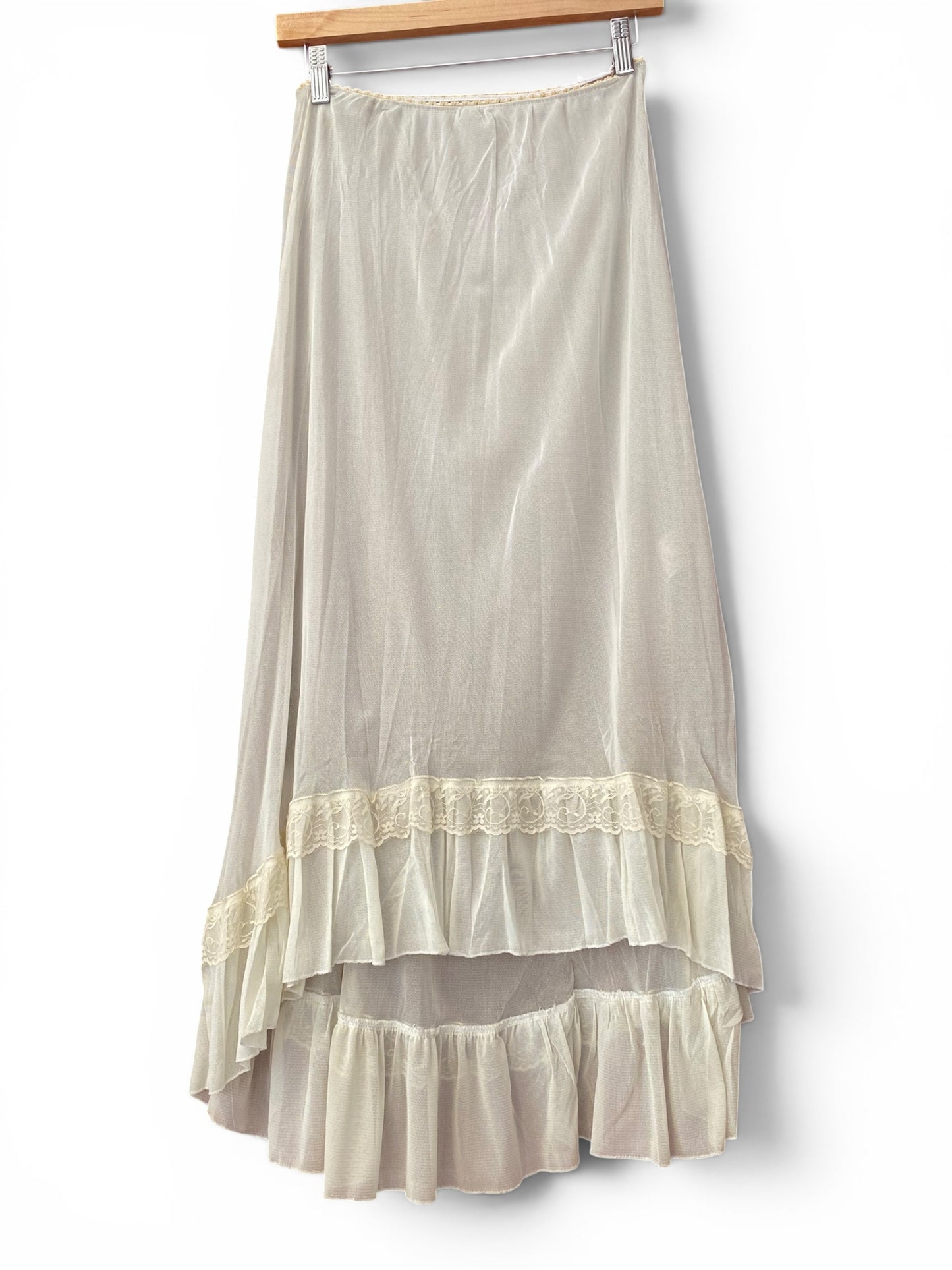 Romantic summer skirt 🤍