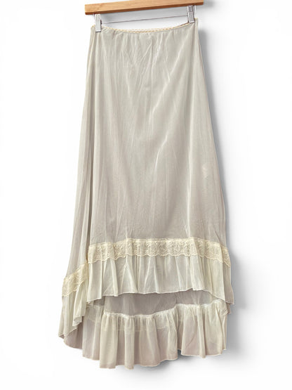 Romantic summer skirt 🤍