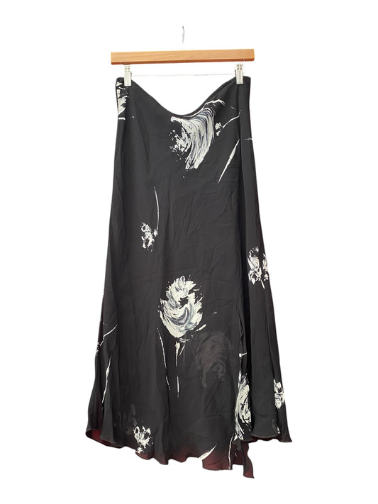 Black floral maxi skirt 🖤