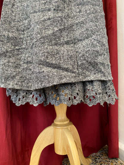 Grey midi skirt with lace details on the bottom