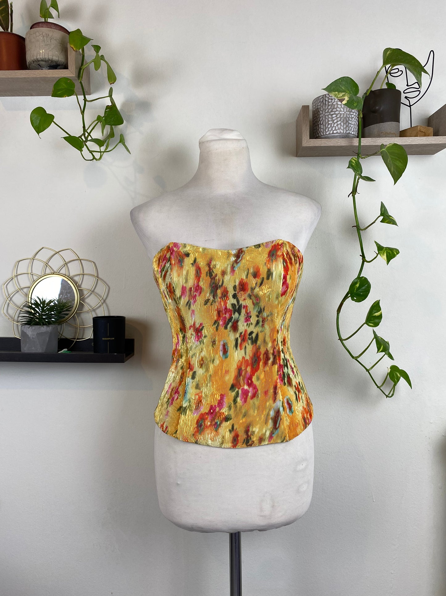 Yellow ethereal corset