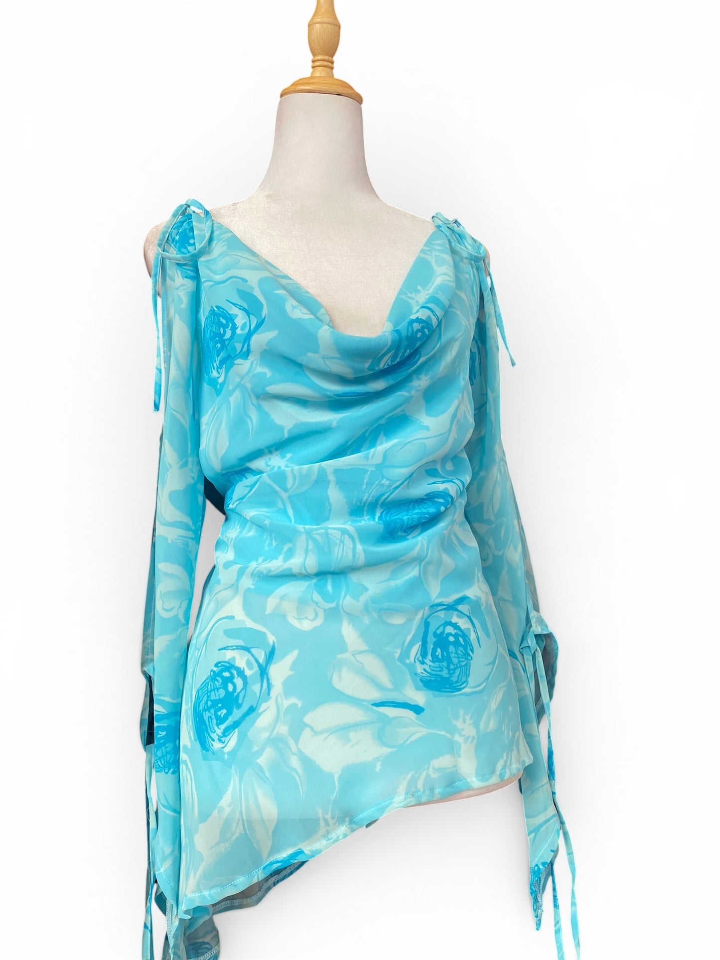 Blue mermaid blouse 🧜🏻‍♀️