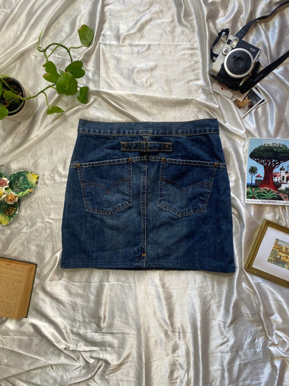 Levi’s Jean mini skirt
