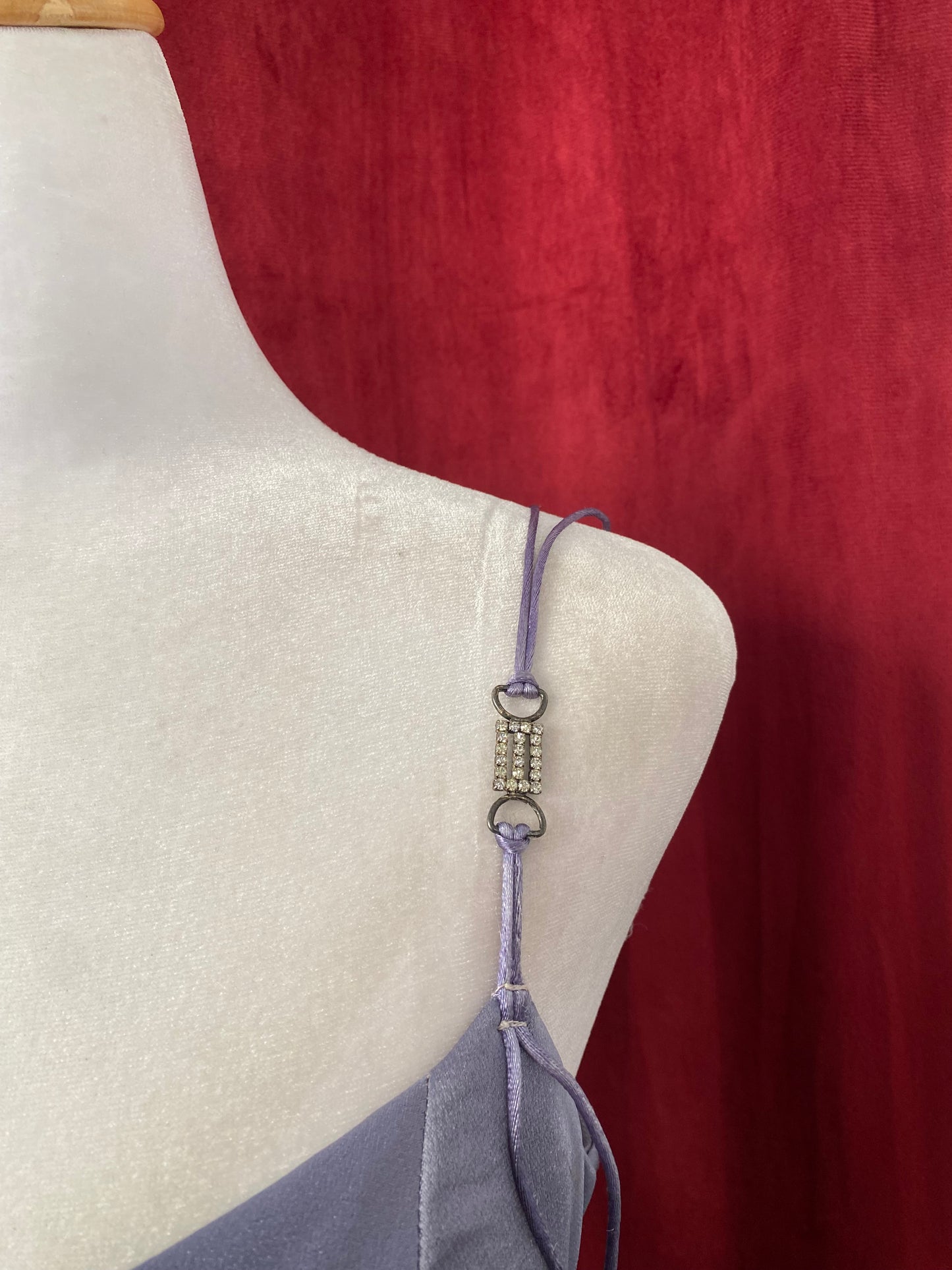 Satin light purple embroidered gown 🧚