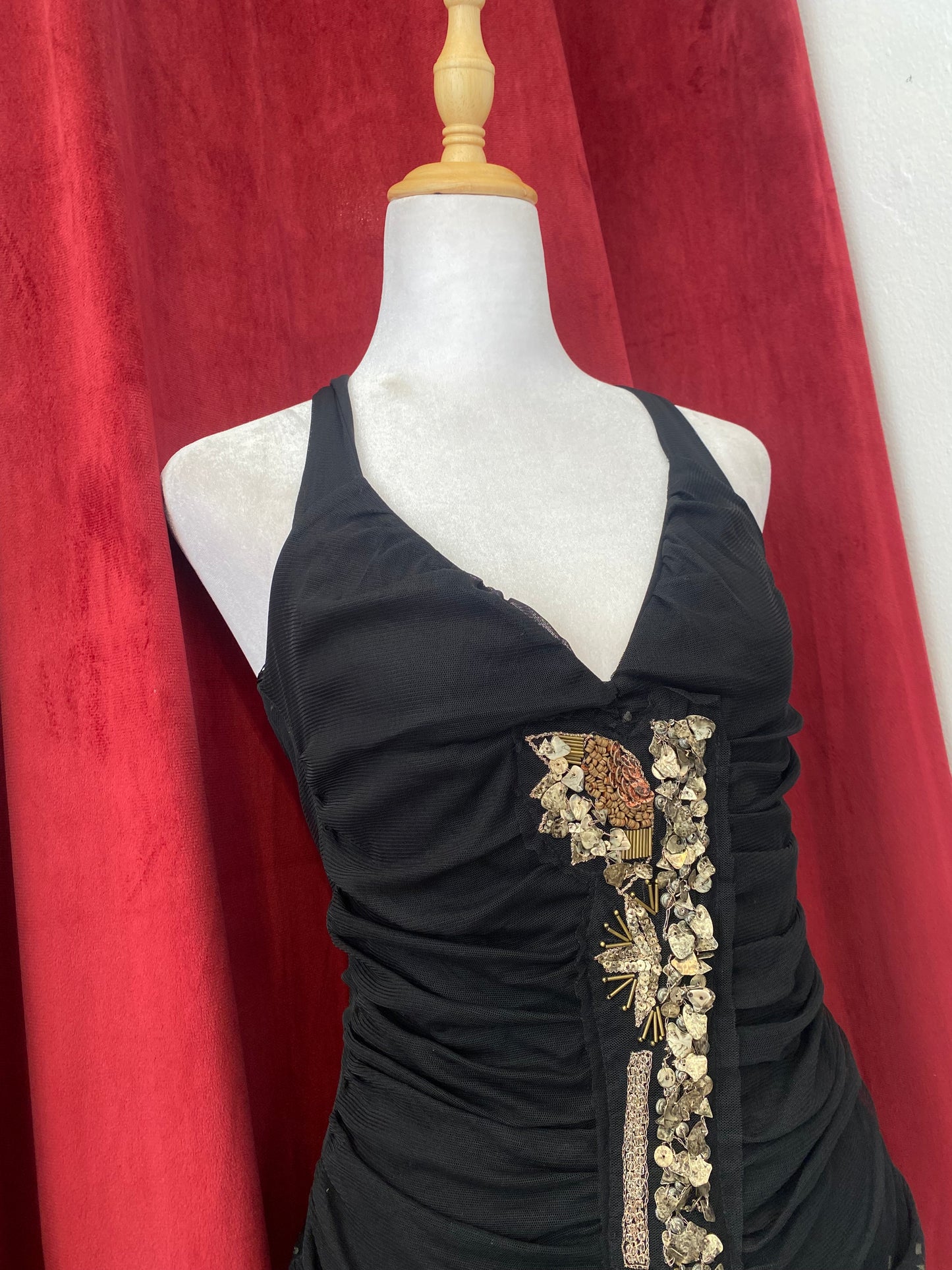 Black tight rushed up top ♟️