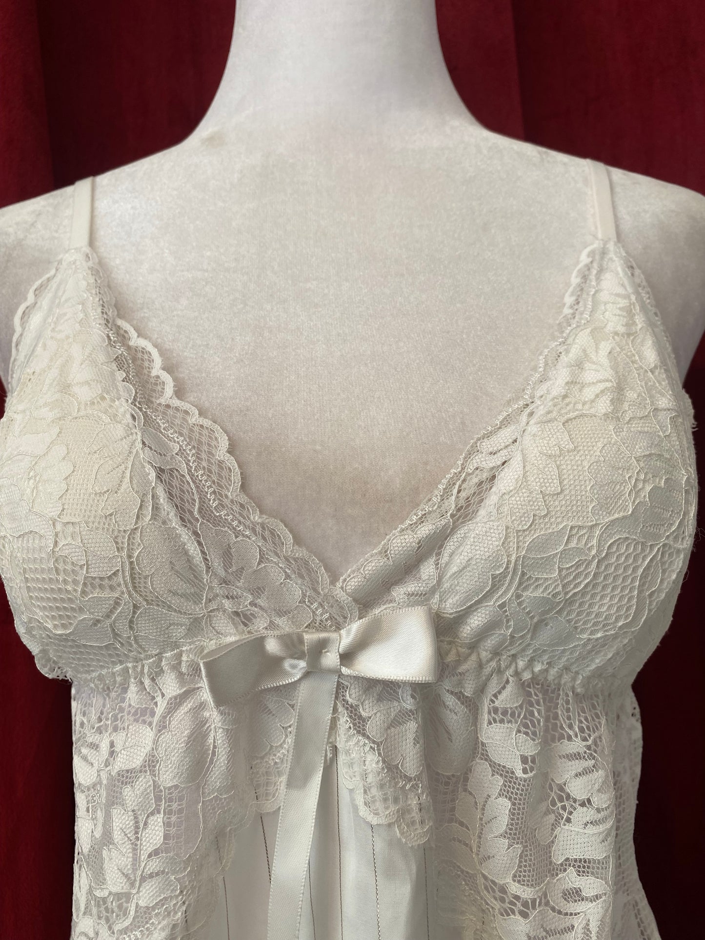 White lace corset top 🤍