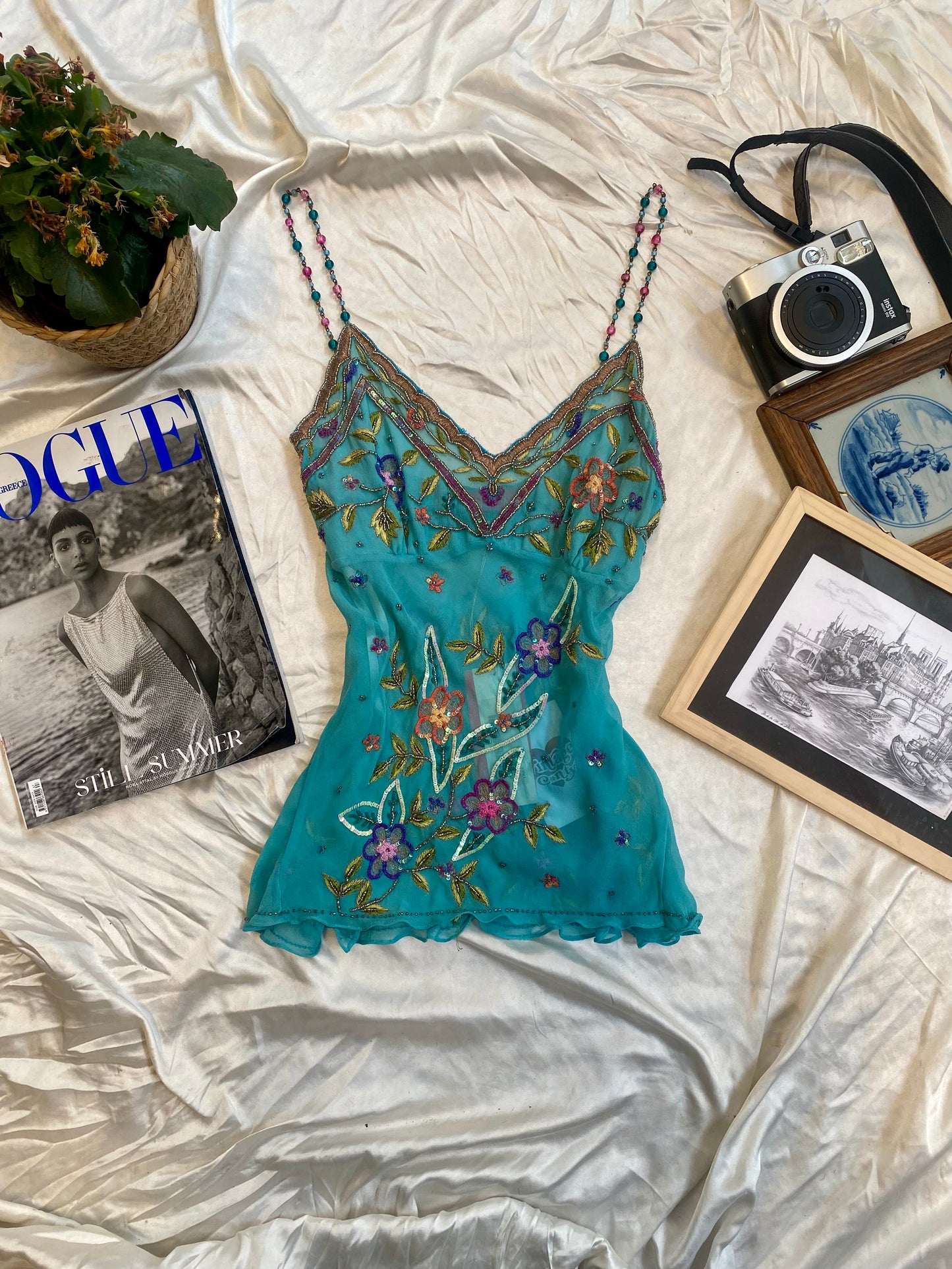 100% silk brand new handbeaded baby blue top 🦋