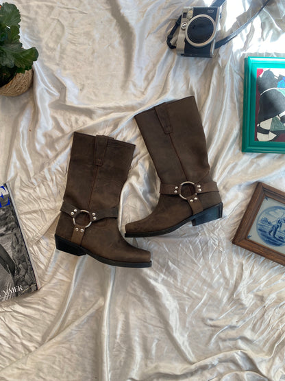 Leather brand new vintage brown boots