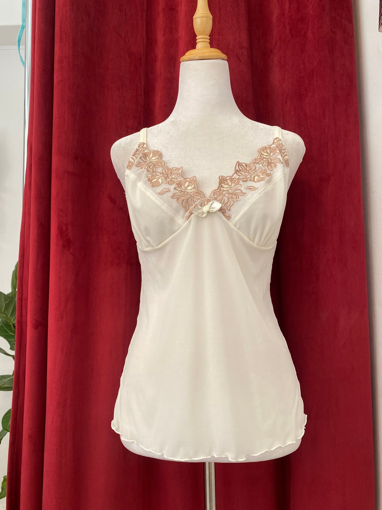 Champagne Eclat cami top