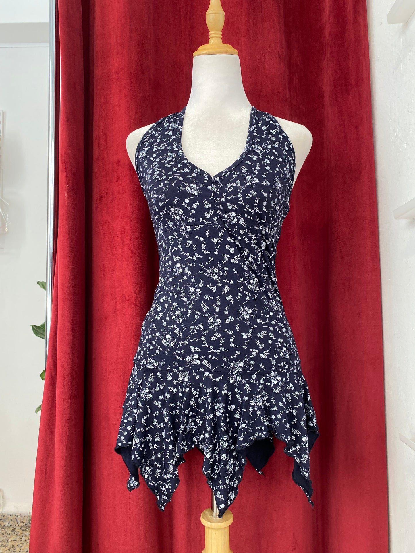 Dark blue flower top