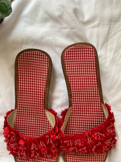 Brand new vintage flower sandals