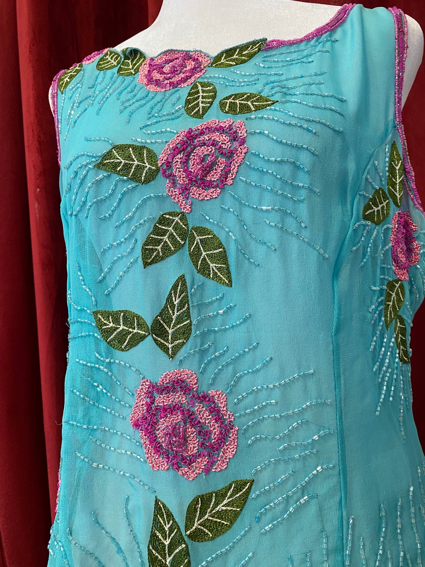 100% silk brand new aftershock handbeaded top 💙