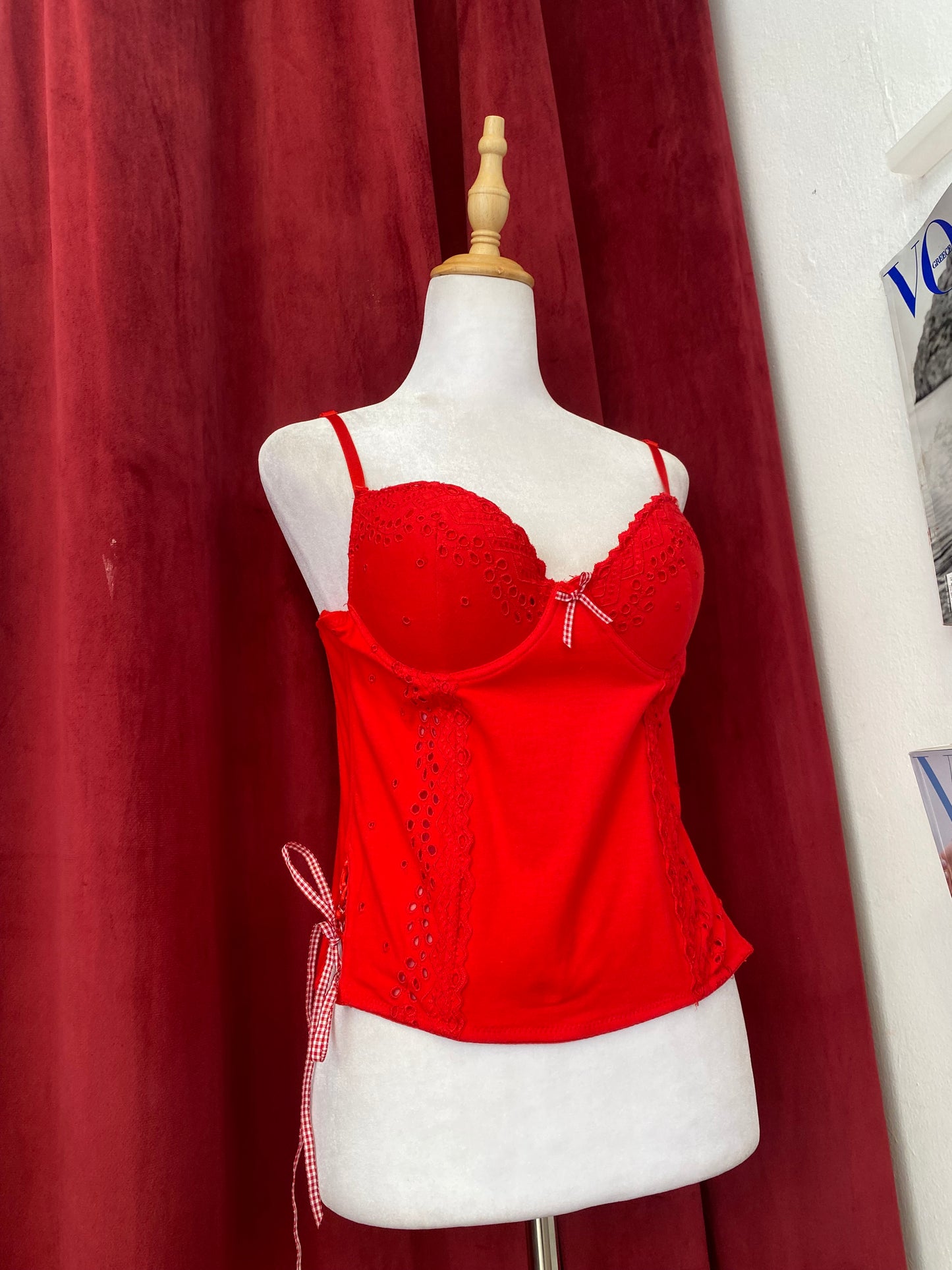 Red lace up corset 💋