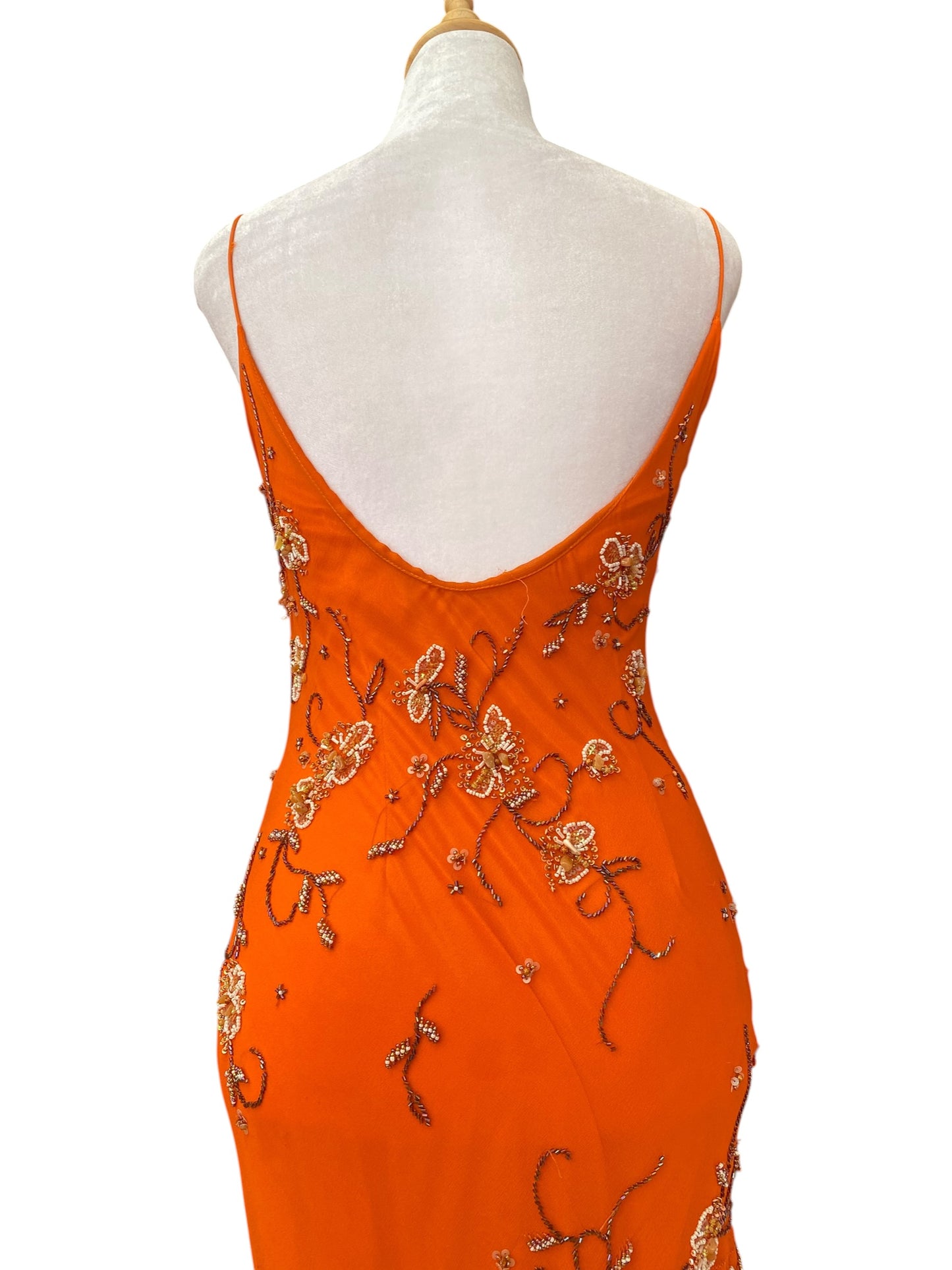 100% silk sunset handbeaded gown 🏵️