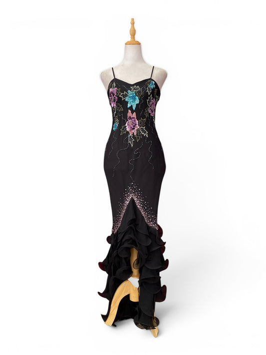 100% silk princess gown 🖤