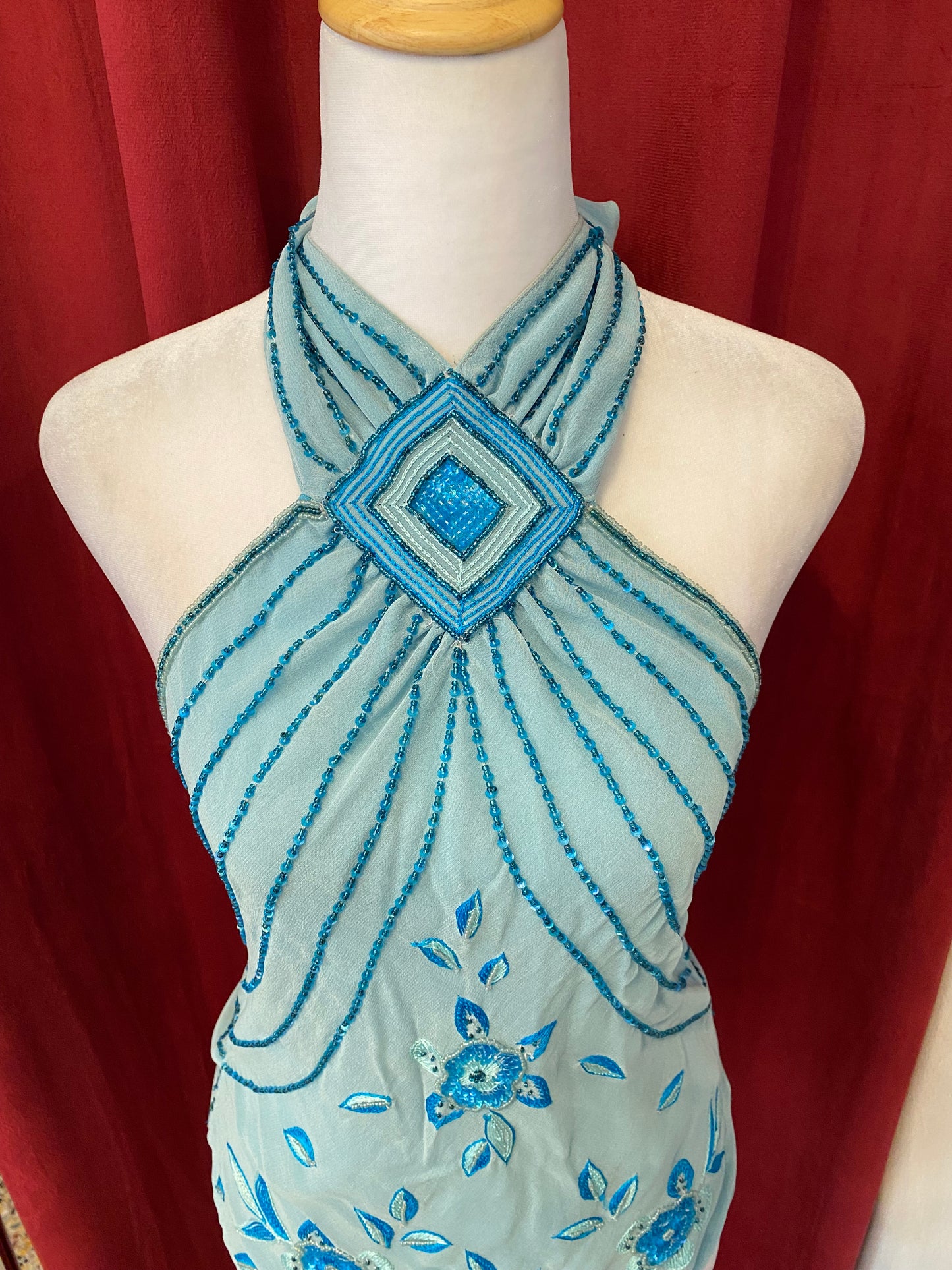 100% silk brand new baby blue open back top 🦋