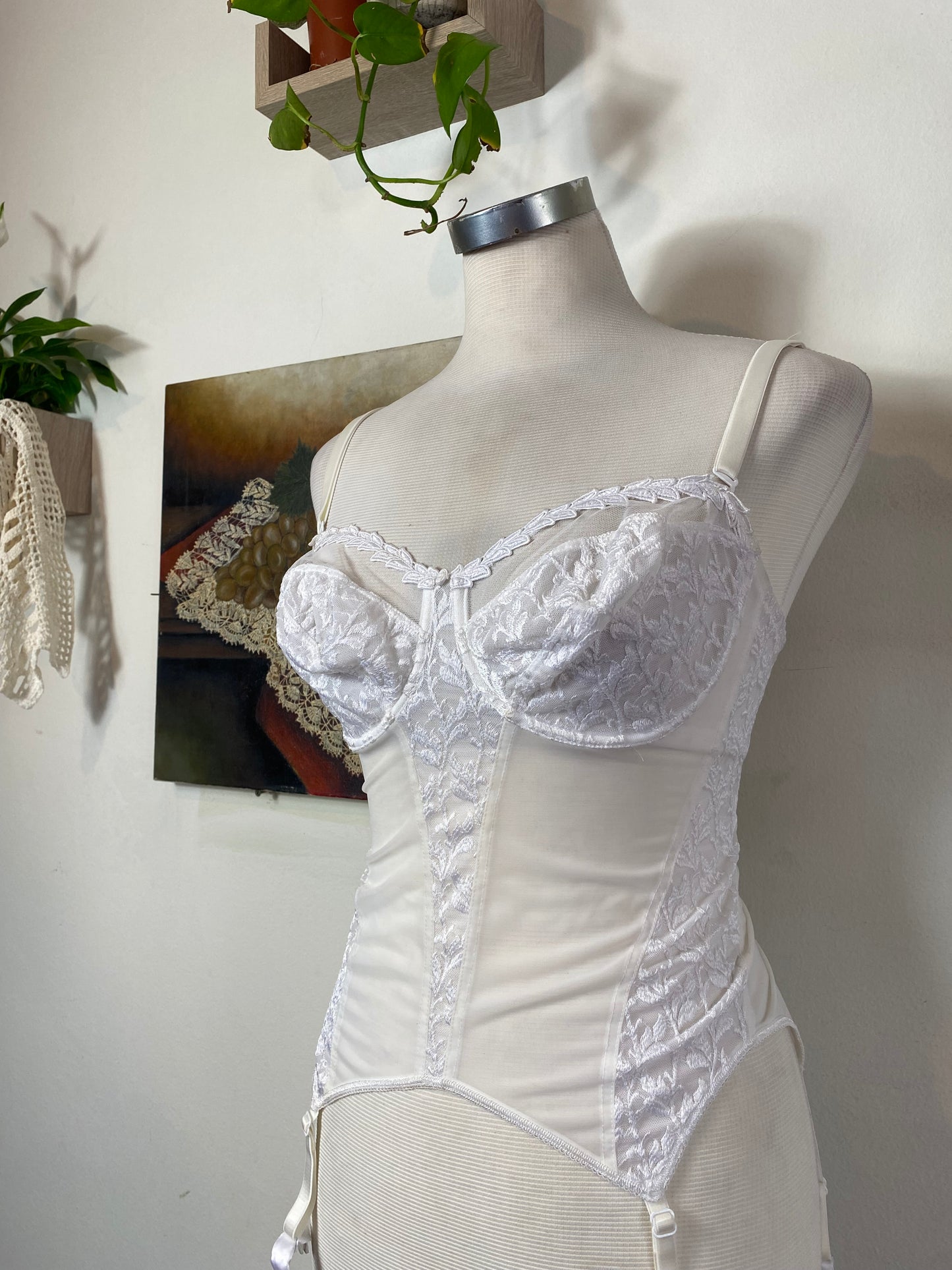 Bridal white corset with amazing details
