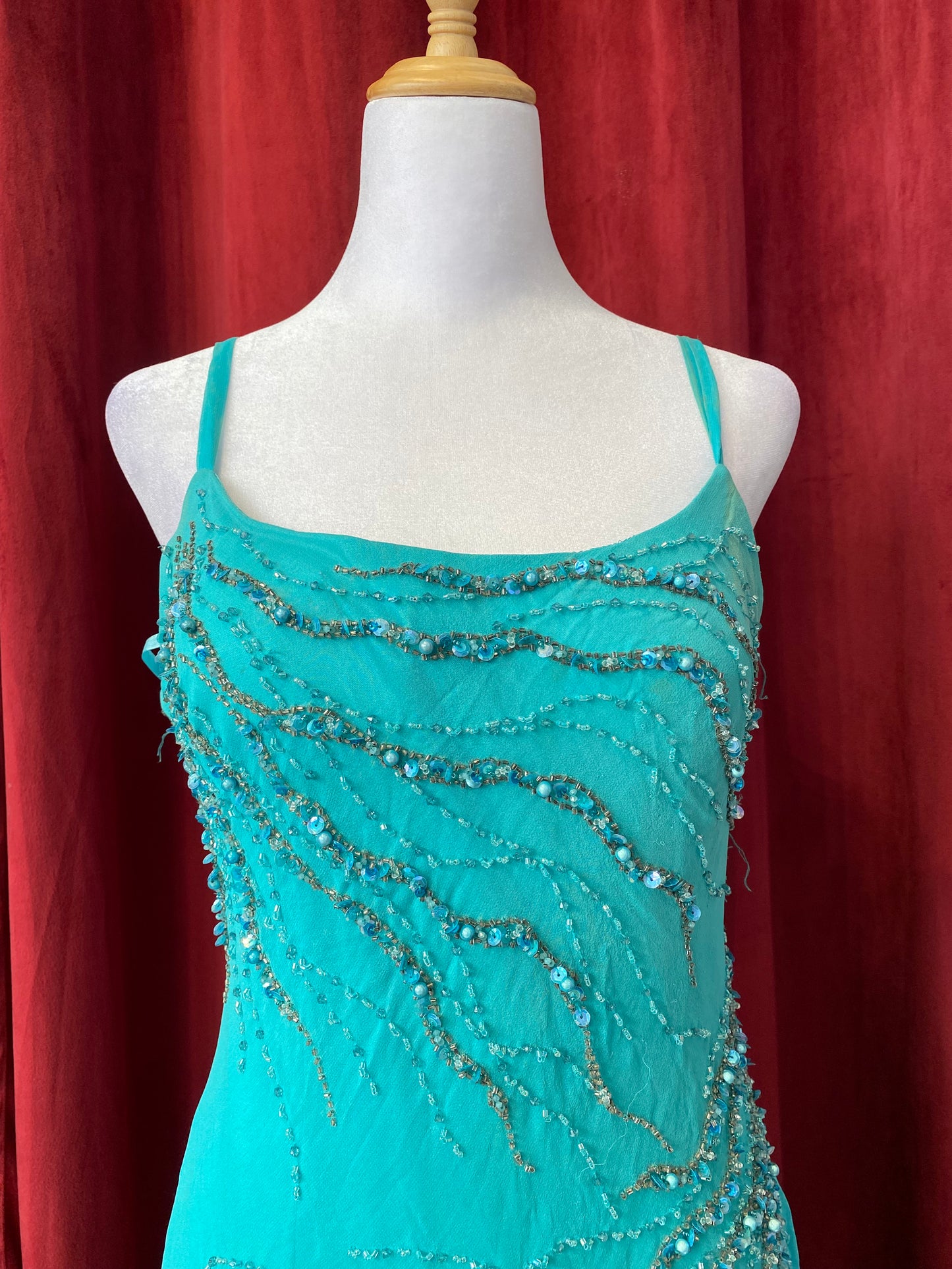 100% silk handbeaded gown with ruffles details