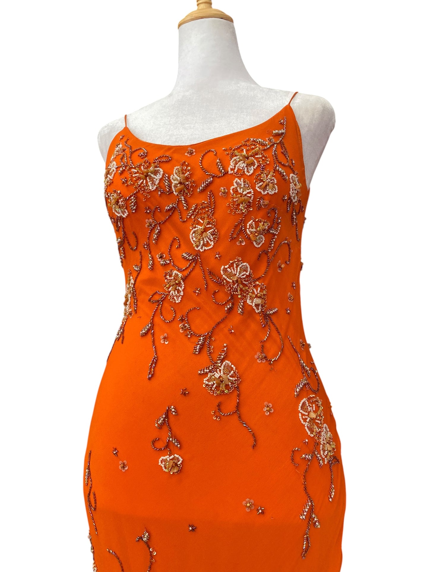 100% silk sunset handbeaded gown 🏵️