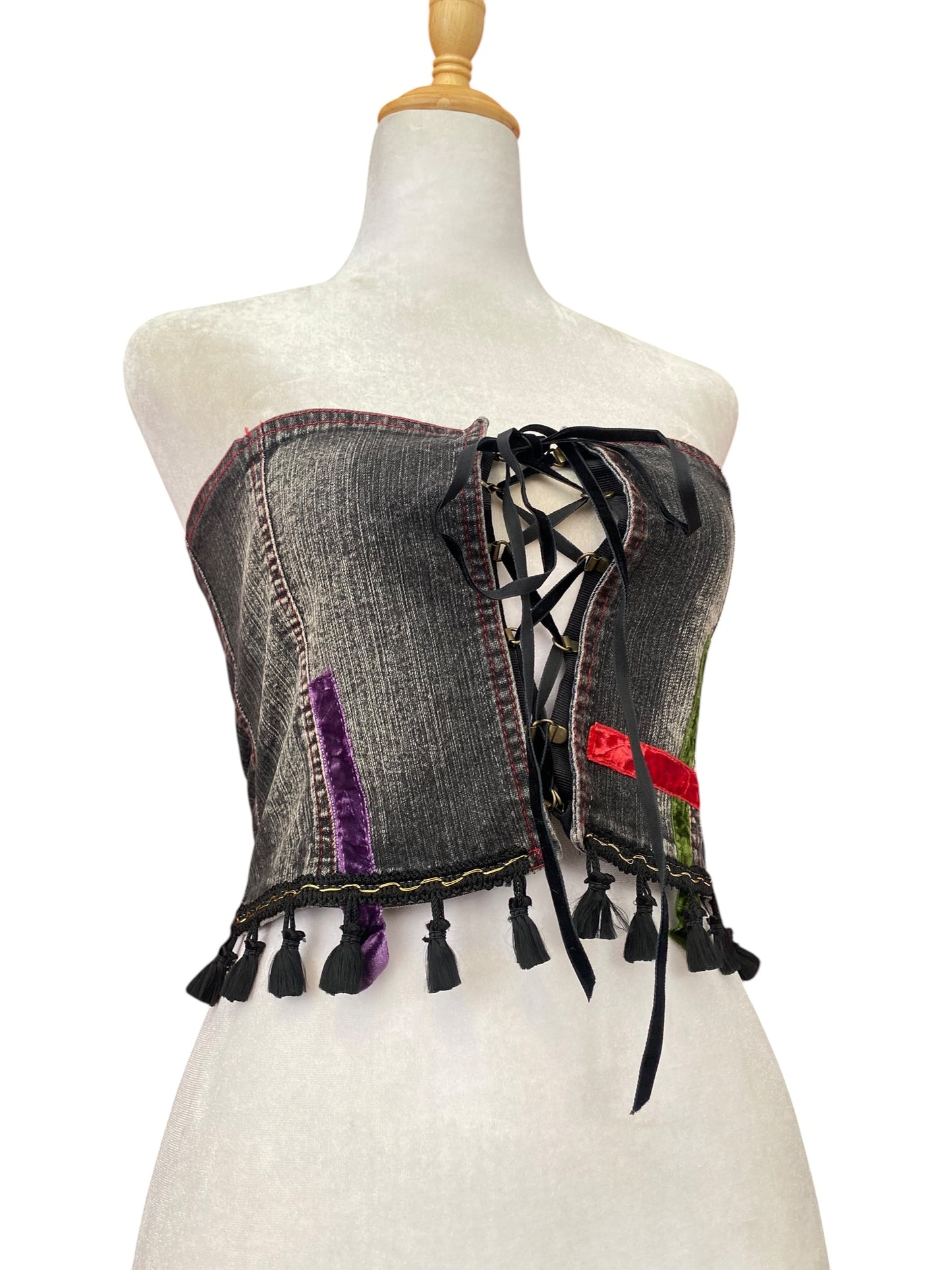 The “Artemis” corset