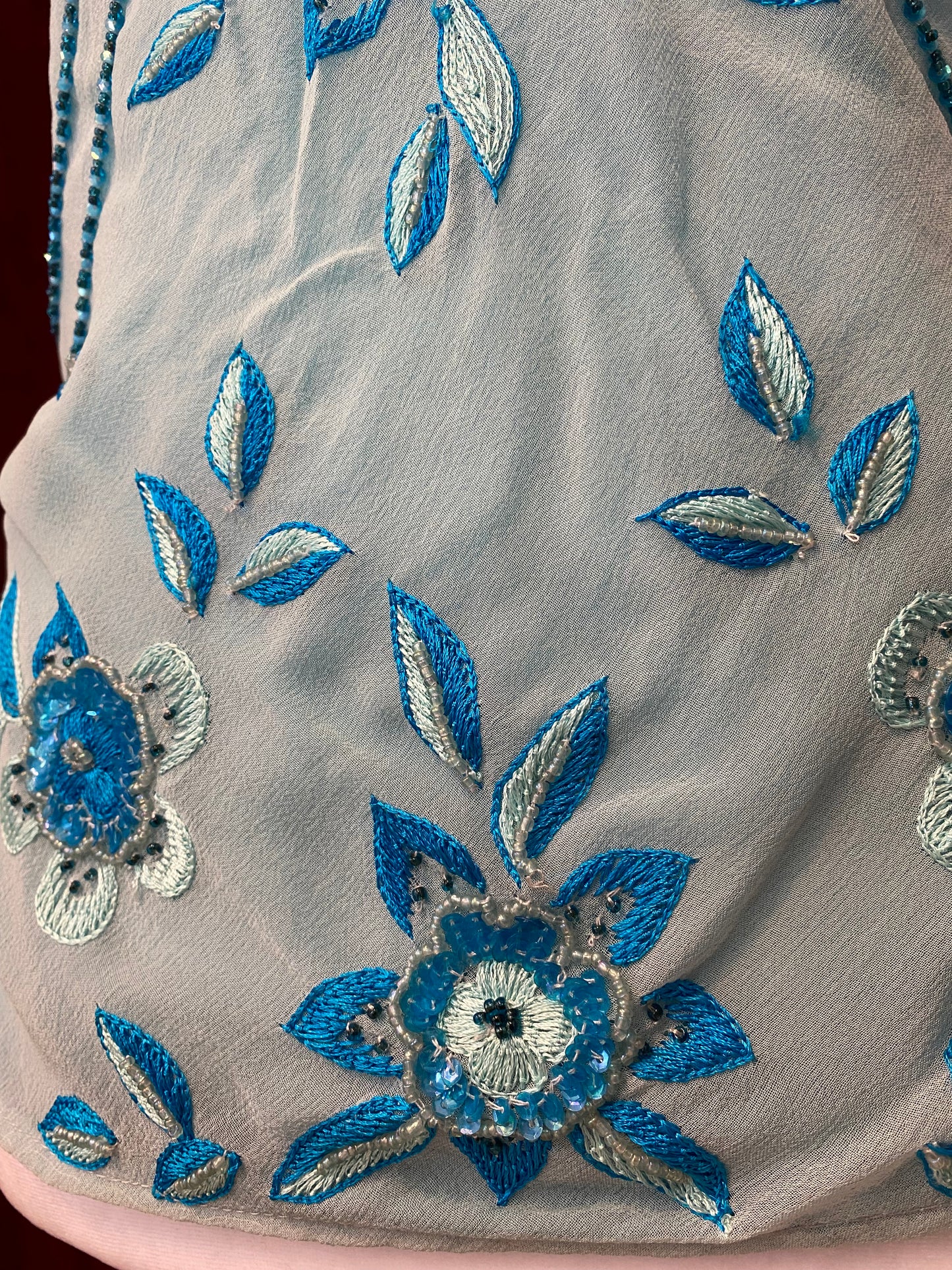 100% silk brand new baby blue open back top 🦋