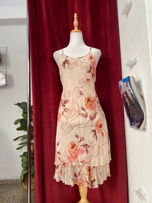 Beige floral sequin dress 🤍