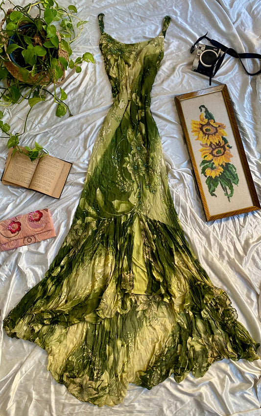 100% silk green ethereaal gown