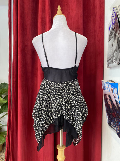 Summer asymmetrical top with heart design 🤍