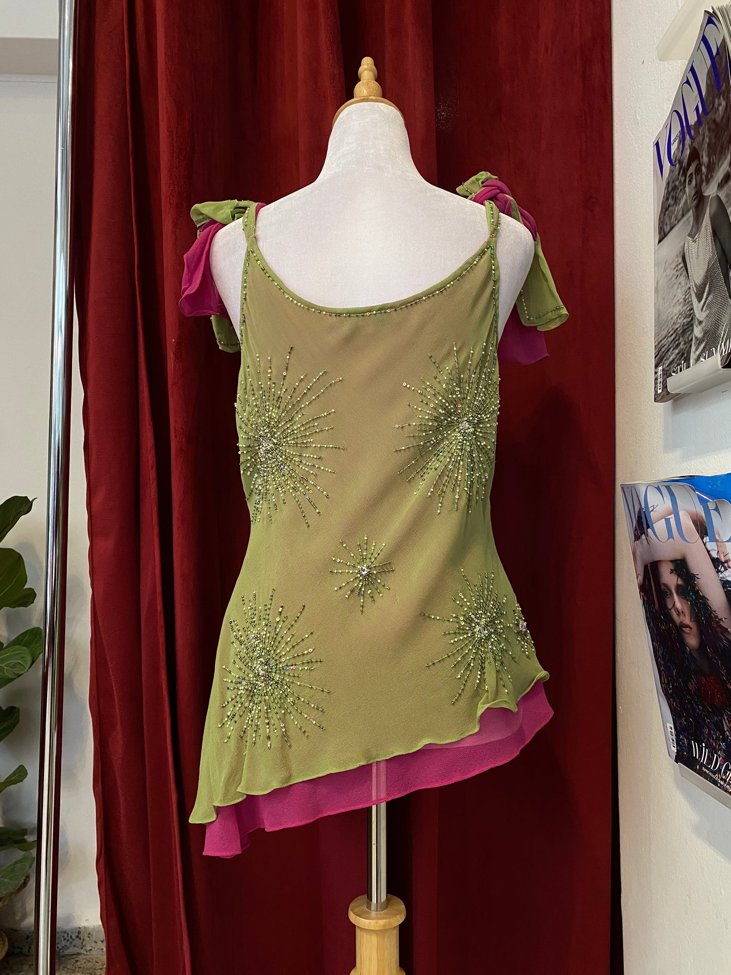 100% silk brand new 2 coloured handbeaded top 💐