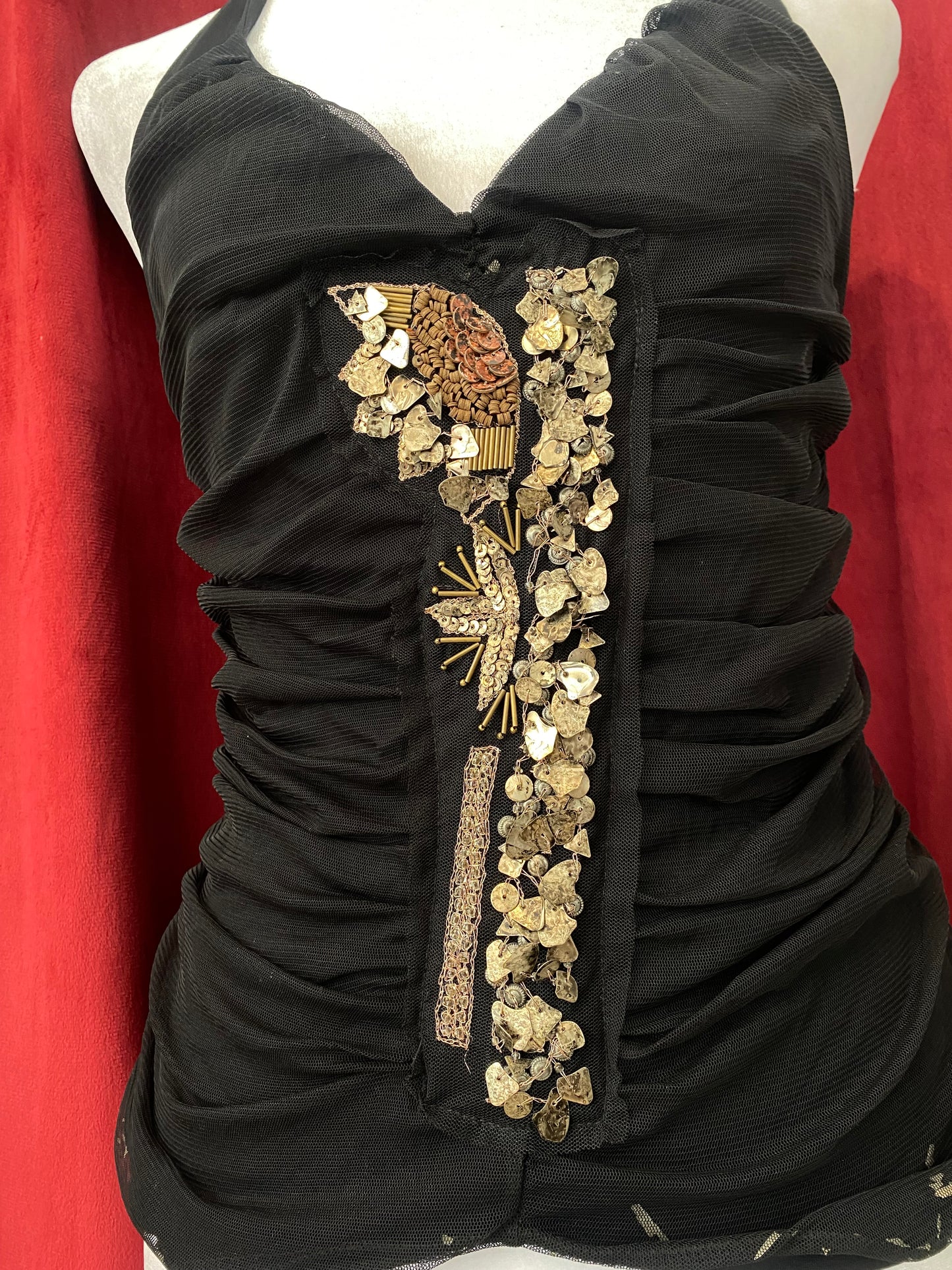 Black tight rushed up top ♟️