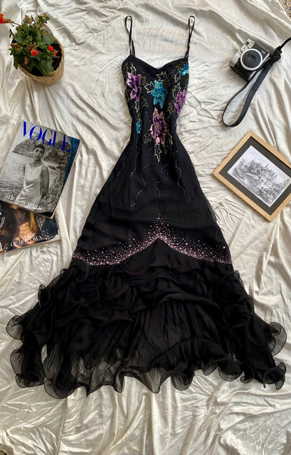 100% silk princess gown 🖤