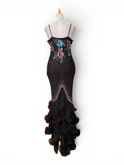 100% silk princess gown 🖤