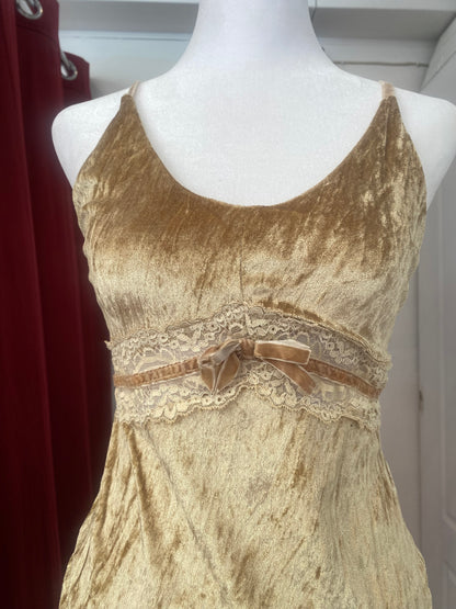 Brand new beige velvet top with bow