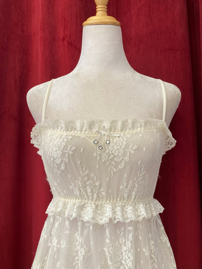 White lace top