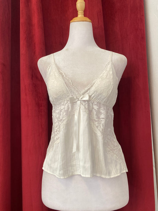 White lace corset top 🤍