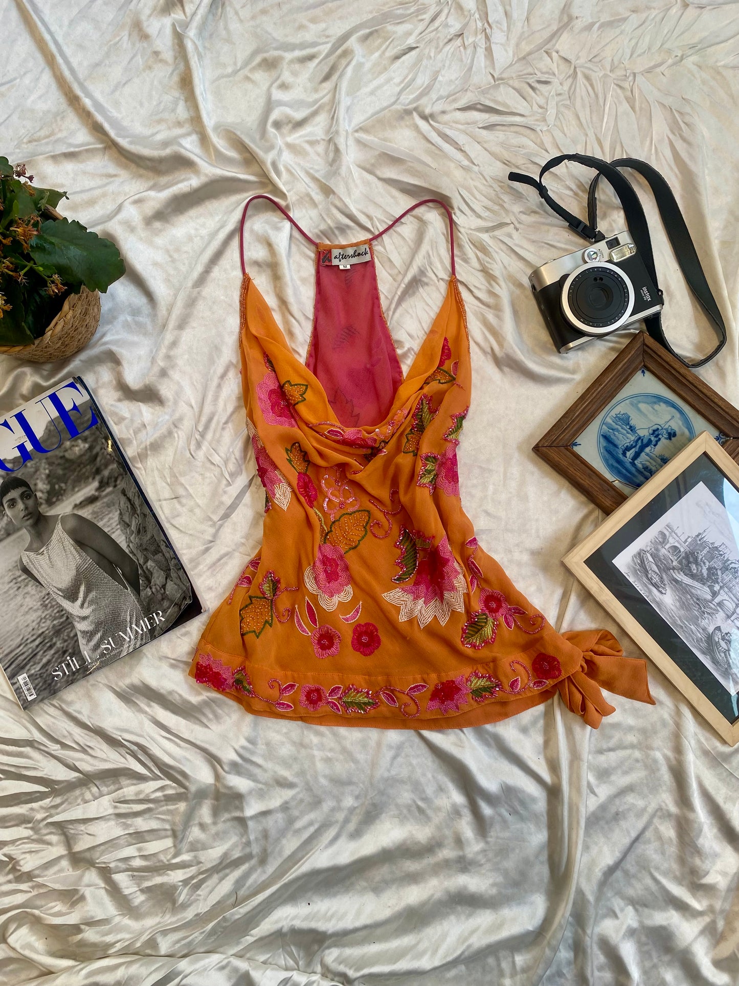 100% silk brand new orange handbeaded top 🧡