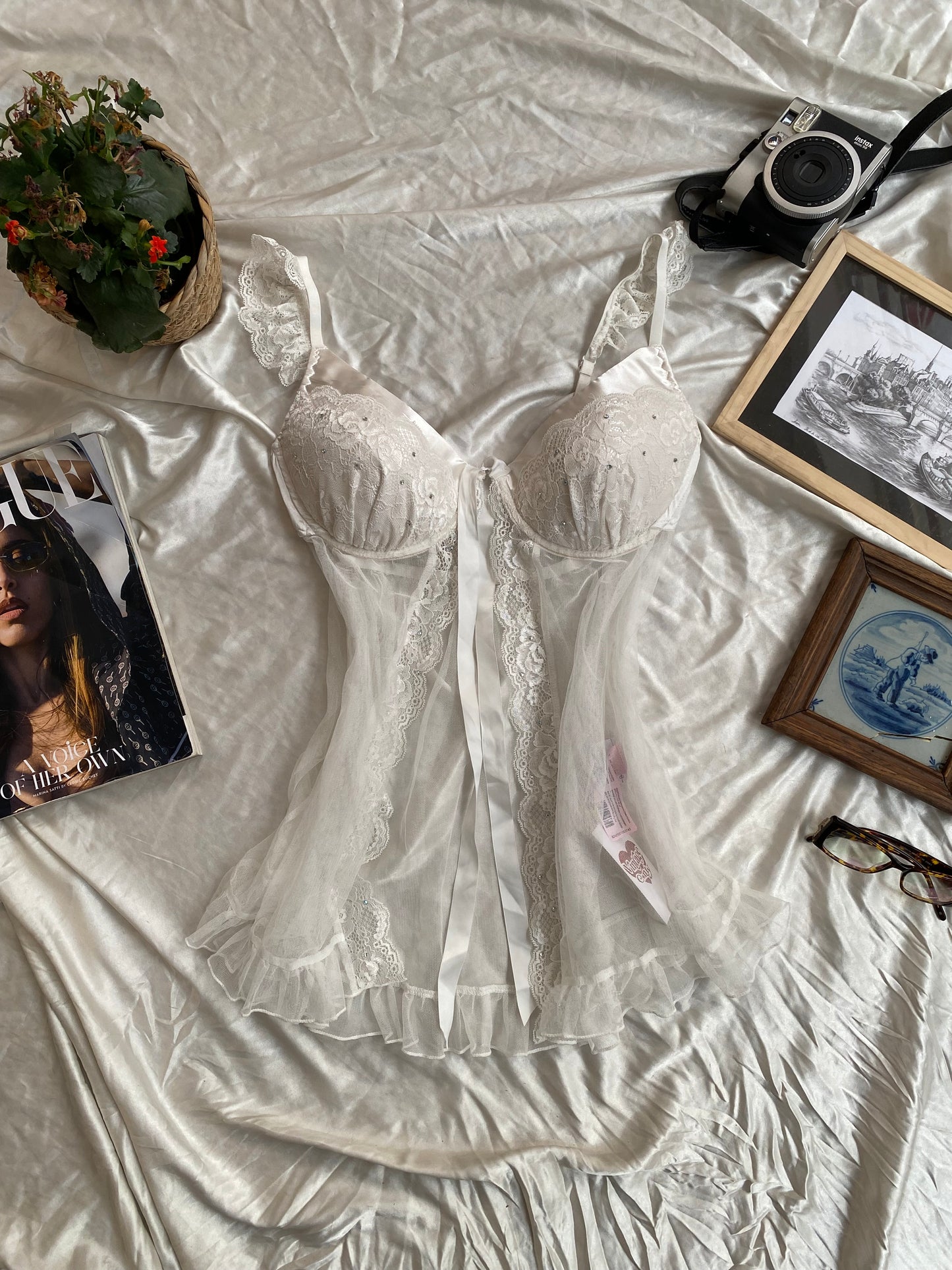 White sequin lace corset ✨