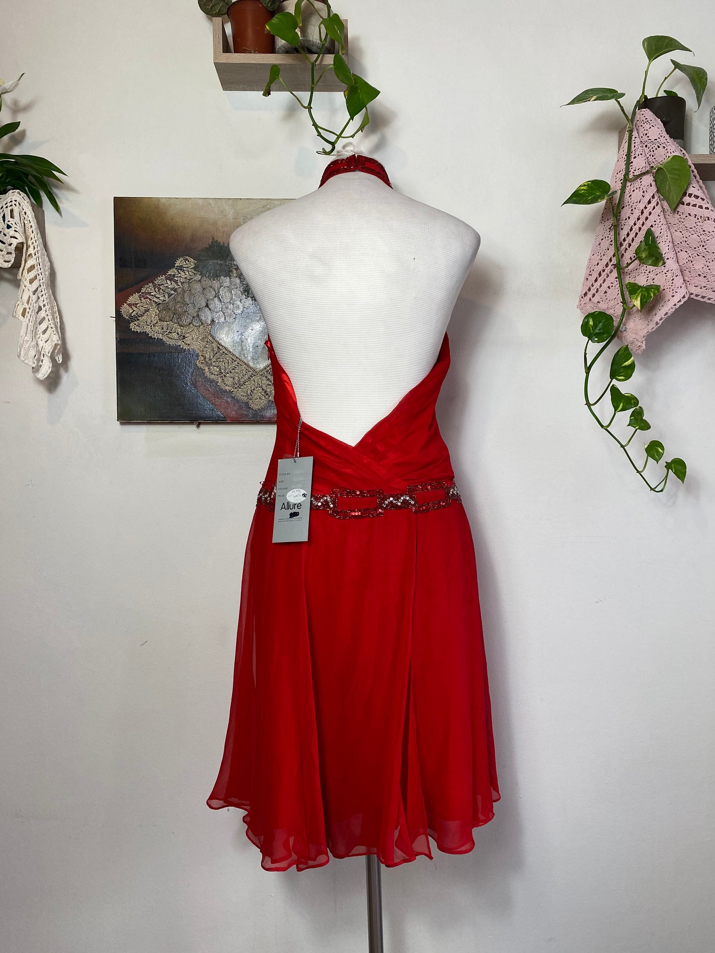 100% silk brand new Allure gown