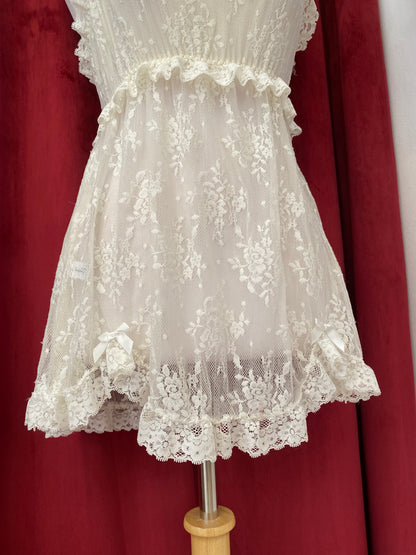 White lace top