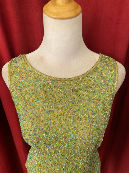 100% silk handbeaded green top 🧚
