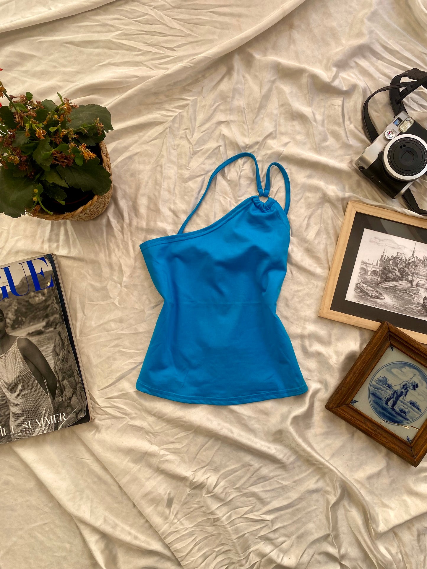 One shoulder deep blue summer top 🦋