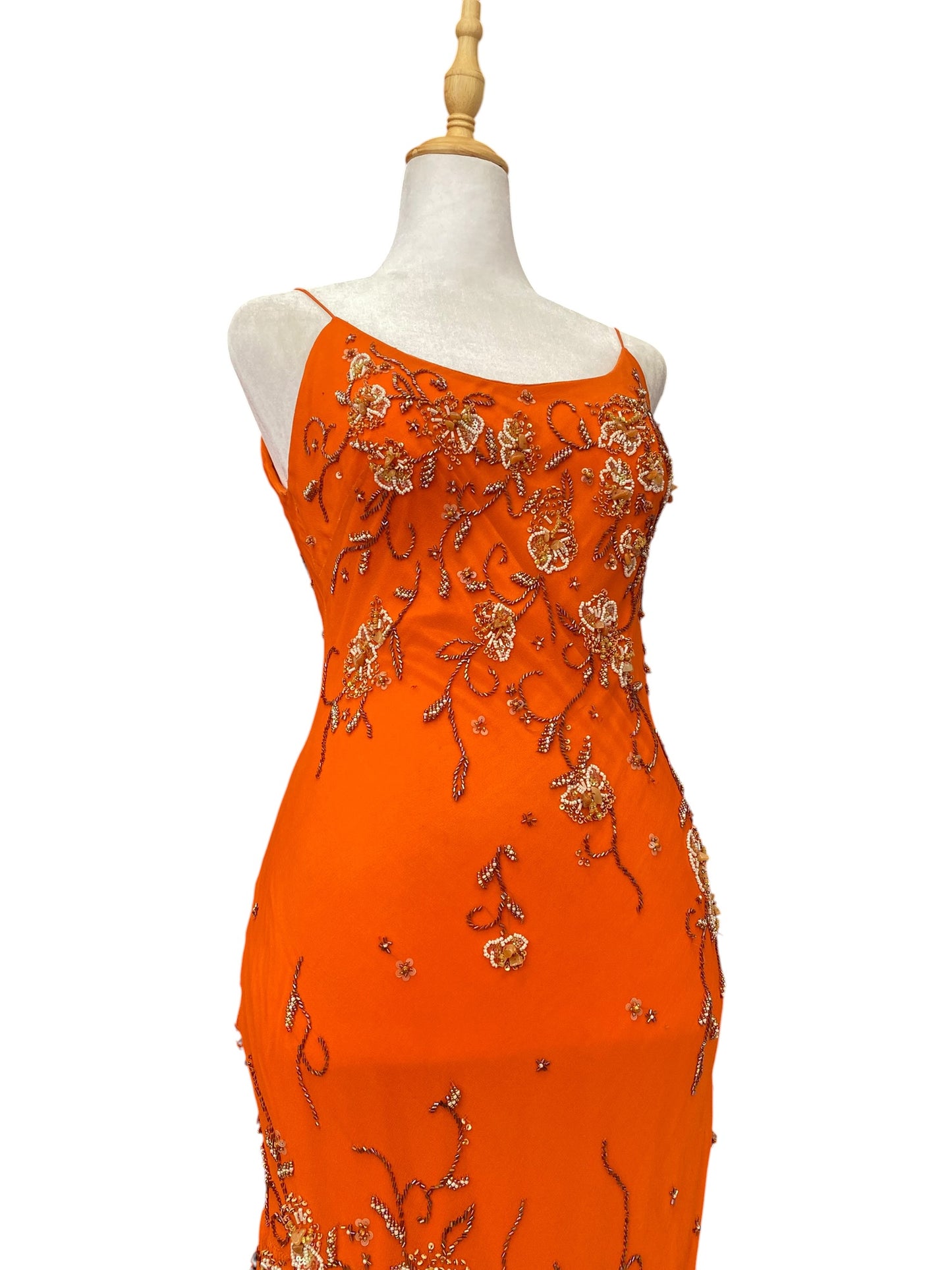 100% silk sunset handbeaded gown 🏵️