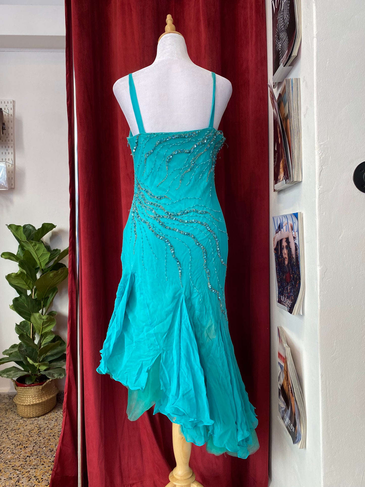 100% silk handbeaded gown with ruffles details