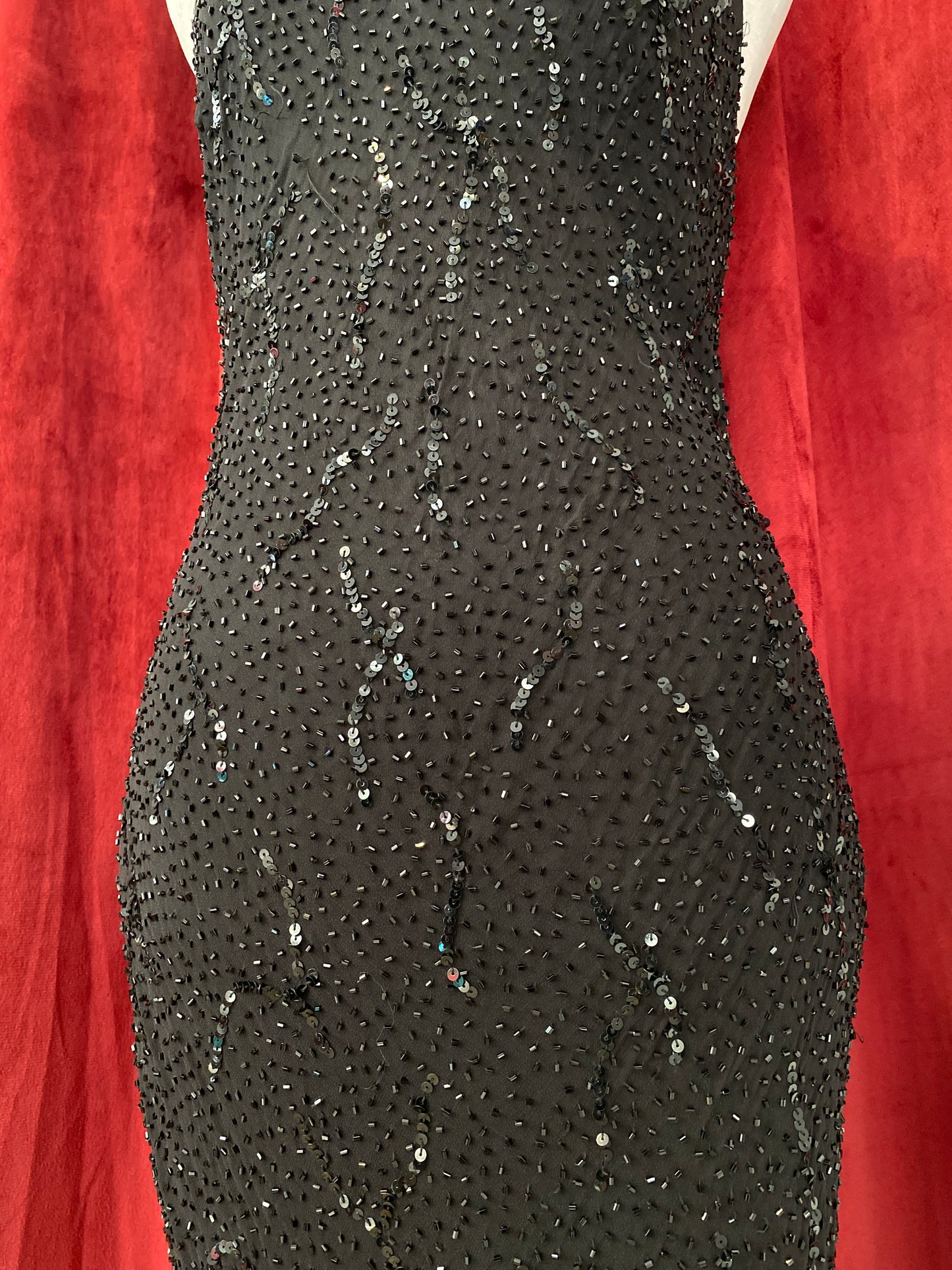 100% silk brand new handcrafted black gown with ruffled details ♟️