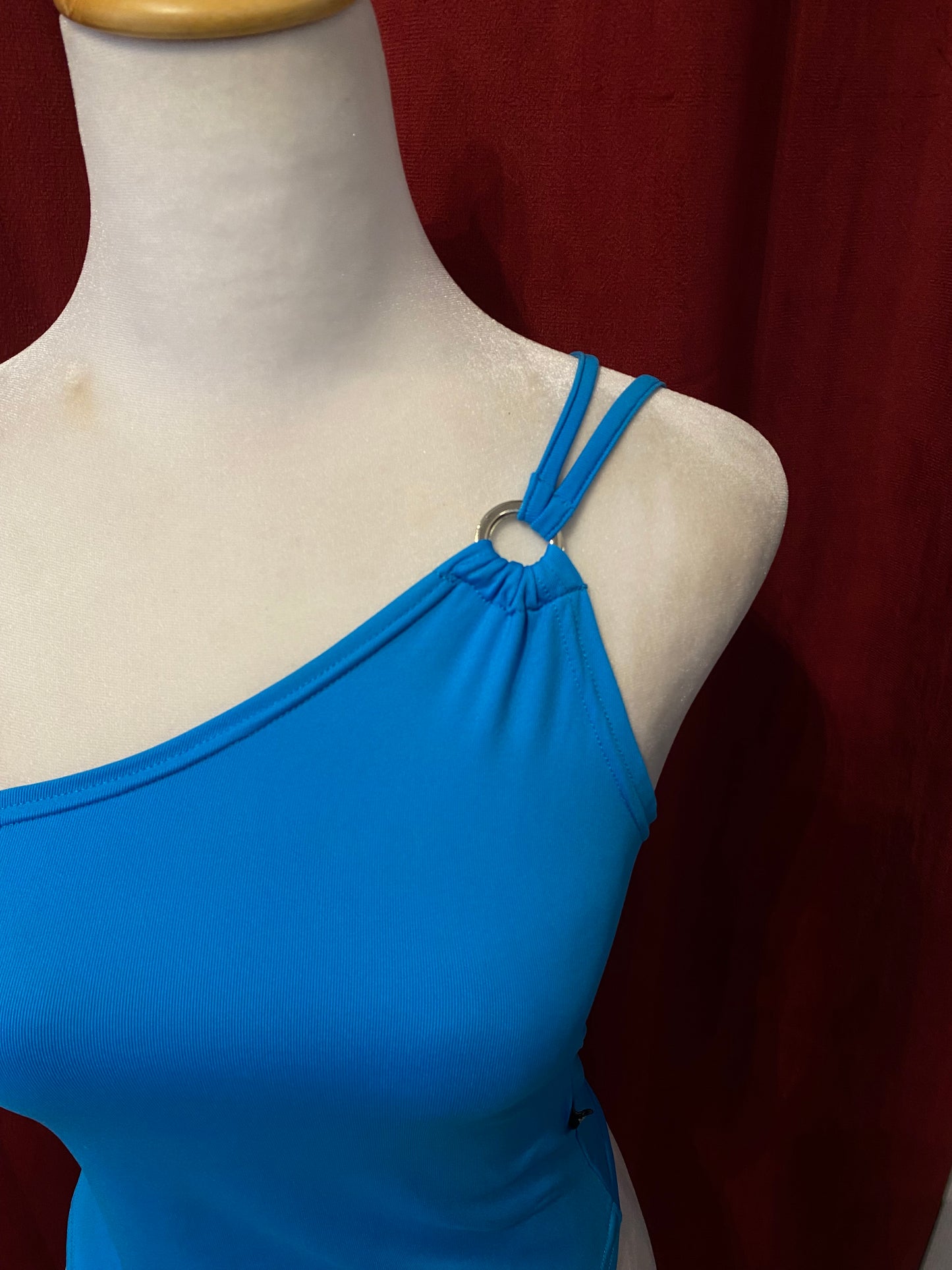 One shoulder deep blue summer top 🦋