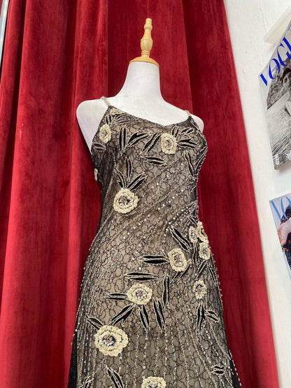 Lace brand new handcrafted gown with floral embellishments 🤍