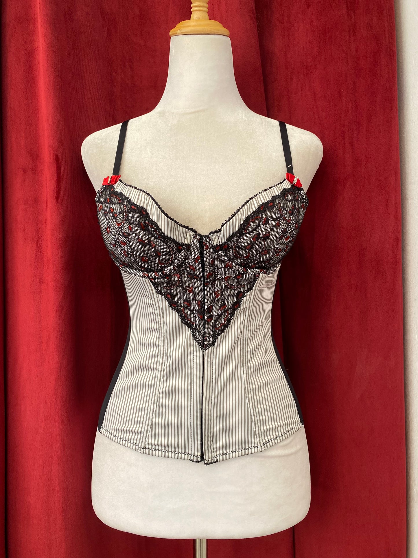 Monarch Noir corset