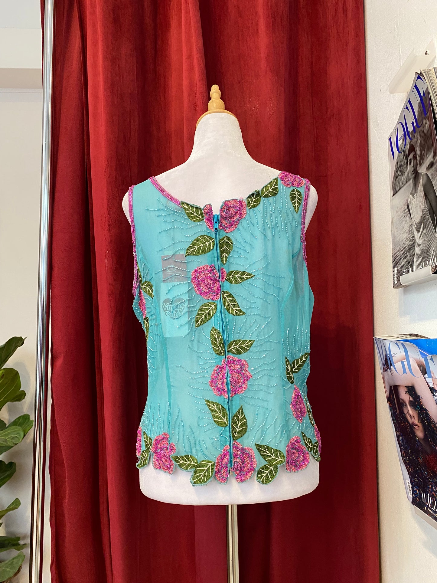 100% silk brand new aftershock handbeaded top 💙