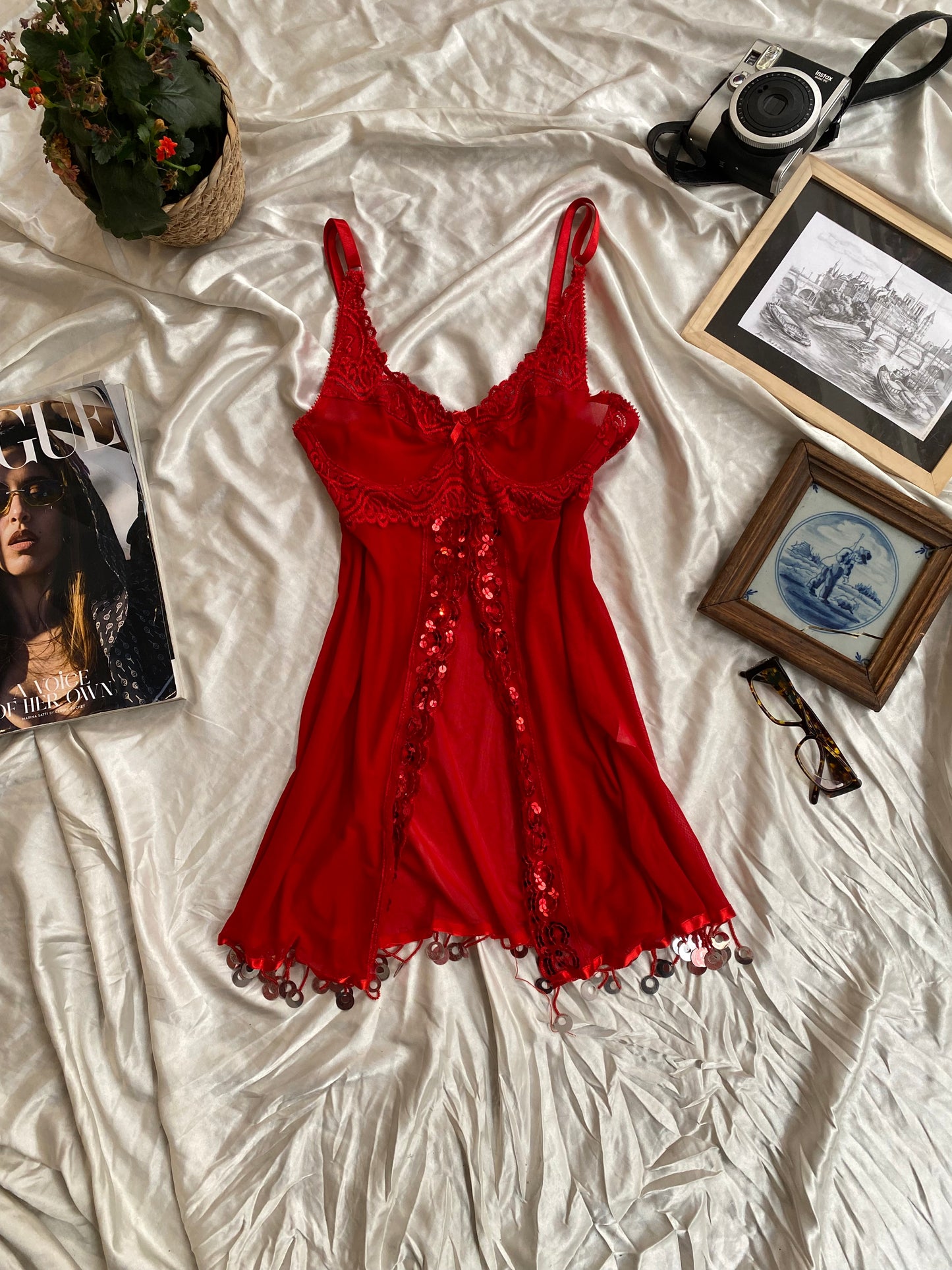 Red sequin corset top 🔥