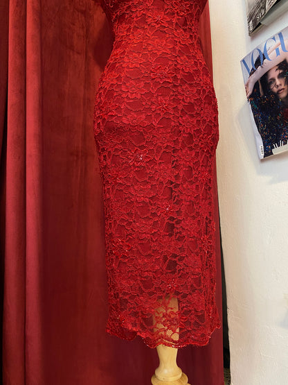 Red lace sequin bodycon dress 🌹